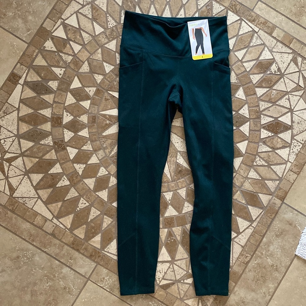 Workout capris